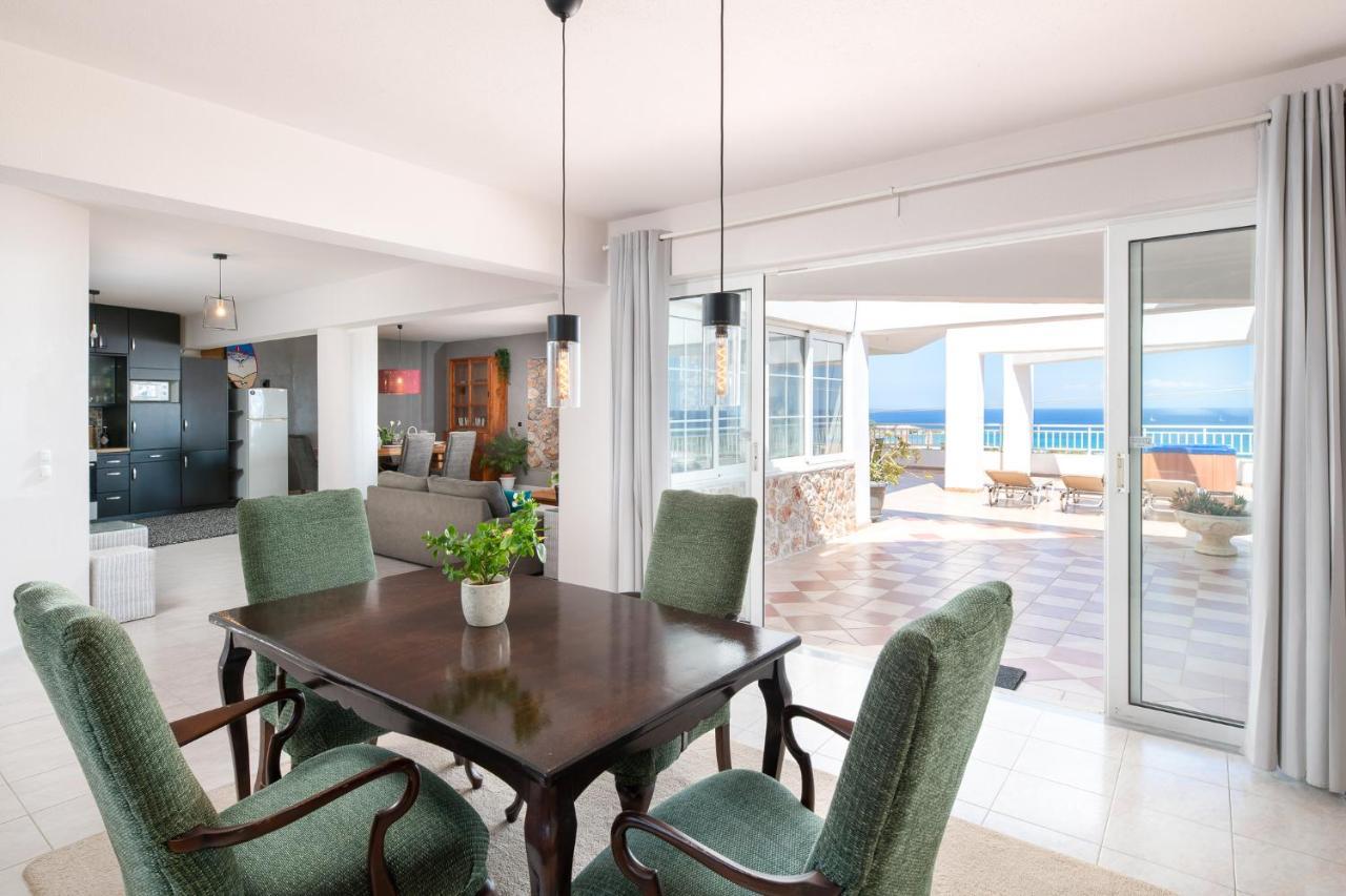Amazing Apartments With Sea View In Rhodes Town Rhodes City エクステリア 写真