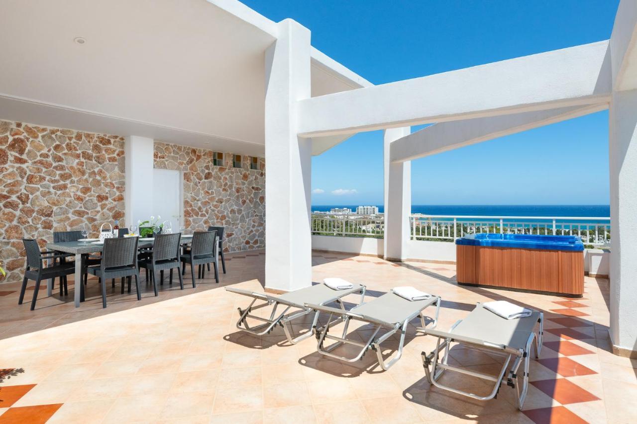 Amazing Apartments With Sea View In Rhodes Town Rhodes City エクステリア 写真