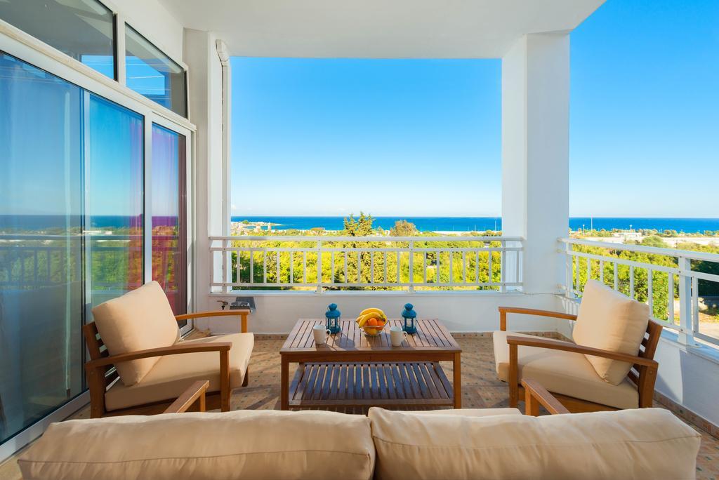 Amazing Apartments With Sea View In Rhodes Town Rhodes City エクステリア 写真