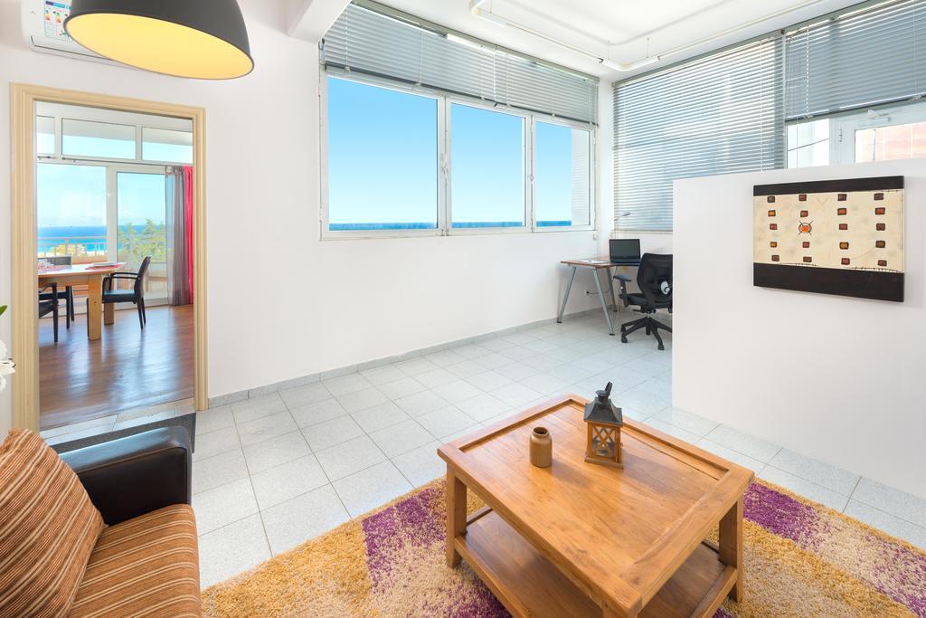 Amazing Apartments With Sea View In Rhodes Town Rhodes City エクステリア 写真